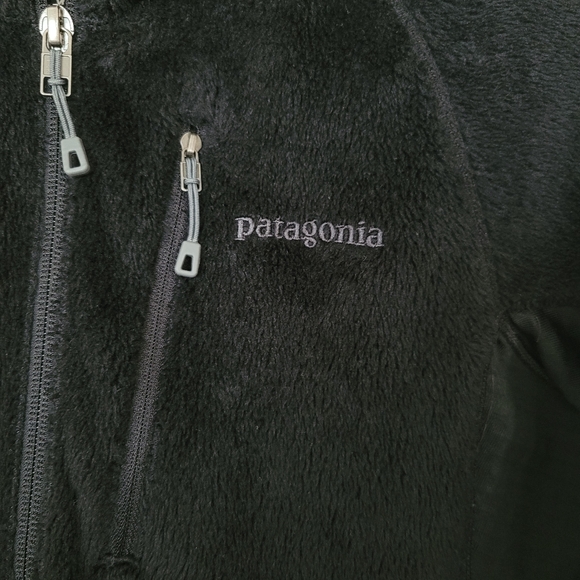 Patagonia women's R2 hoodie - Picture 3 of 10
